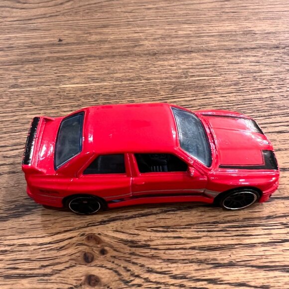 Hot Wheels BMW M3 E30 Die-Cast Toy Car Red 1:64 Scale Collectible Model - Picture 2 of 5